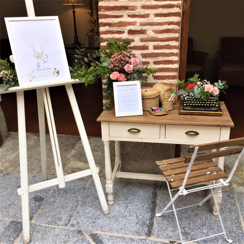 Mesa de firmas para bodas